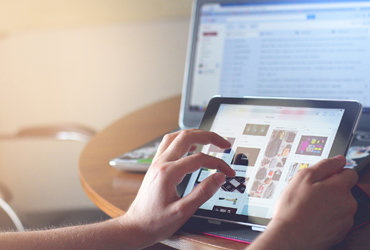 Salonumuzdan Kareler